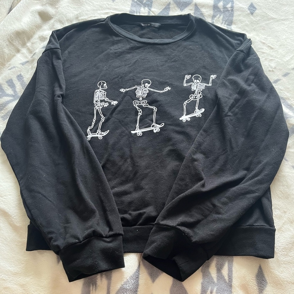 Cute Skating Skeleton Sweatshirt